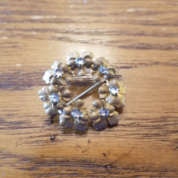 Vintage Brass and Bedazzled Brooches (Multiple Options) - Picture 6 of 16